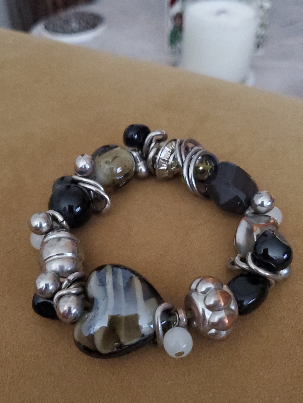 Handcrafted Black and Silver Glass Heart Bead Stretch Bracelet